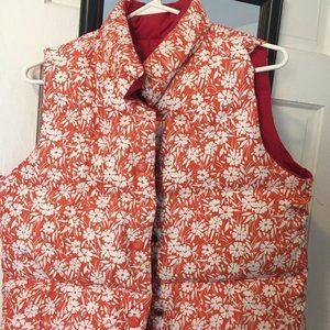AEO Reversible down puffer vest size L